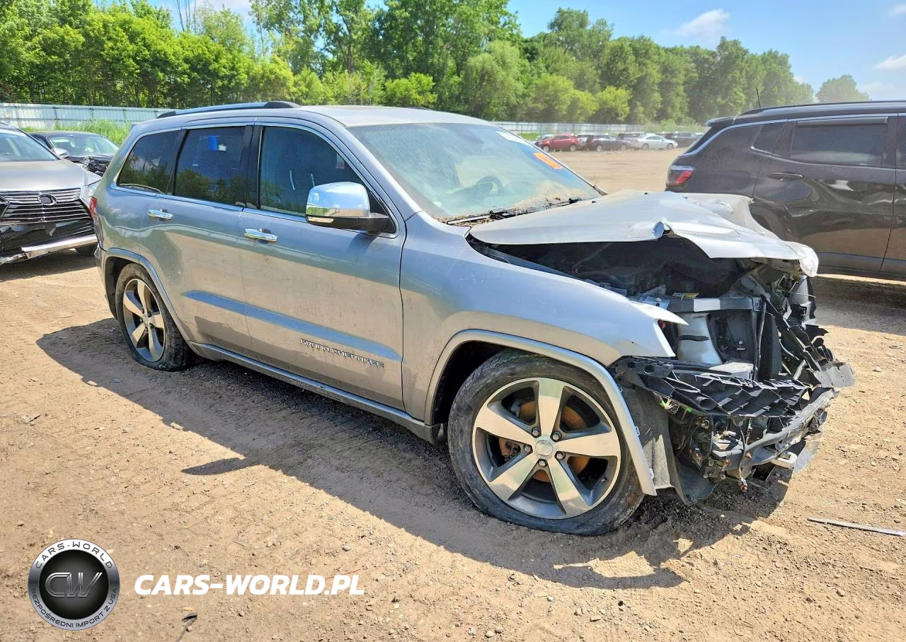 2015 Jeep Grand Cherokee Overland VIN:1C4RJFCG5FC913313 - 4