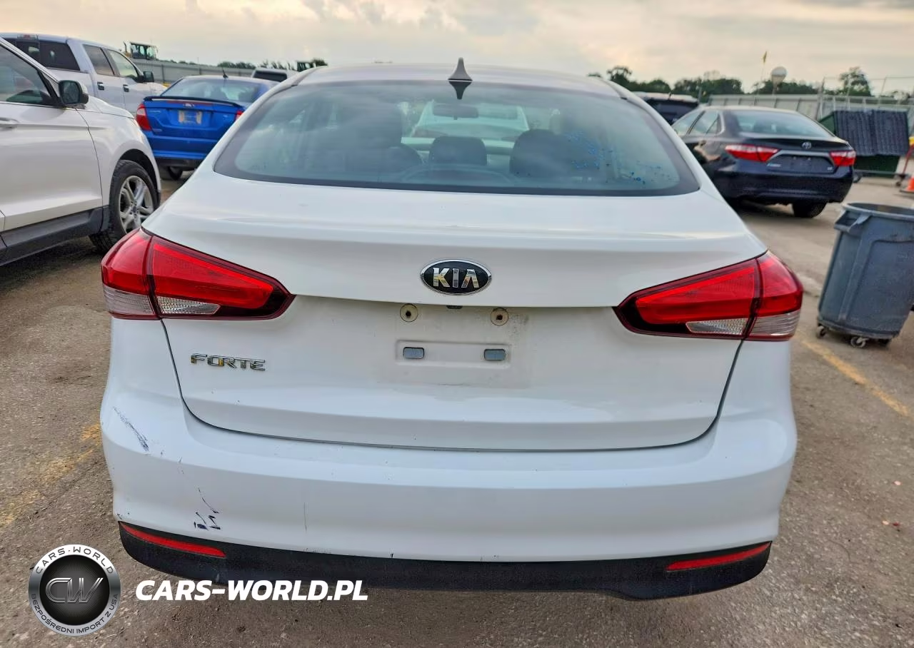 2018 Kia Forte Lx VIN:3KPFK4A76JE283326 - 6