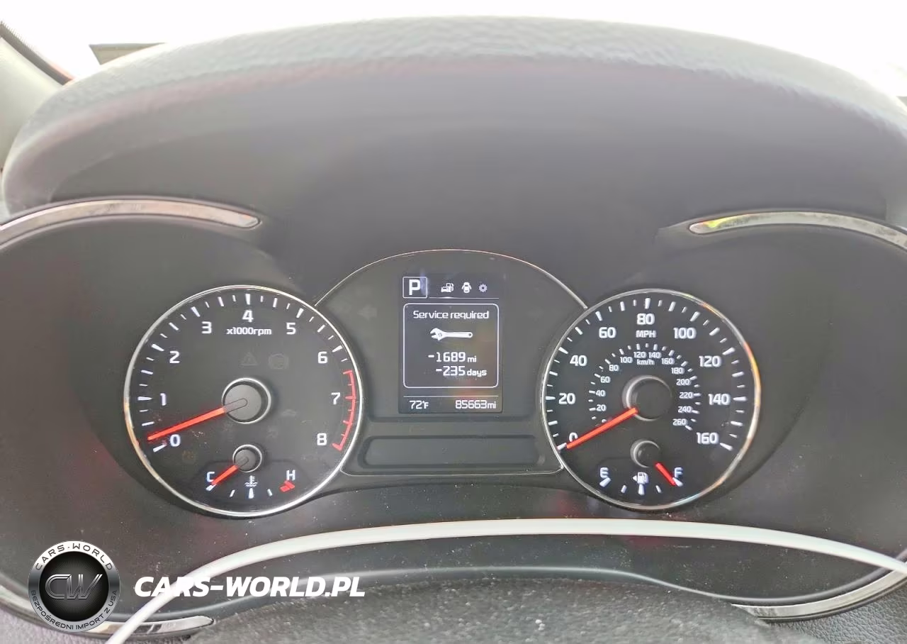 2018 Kia Forte Lx VIN:3KPFK4A76JE283326 - 9