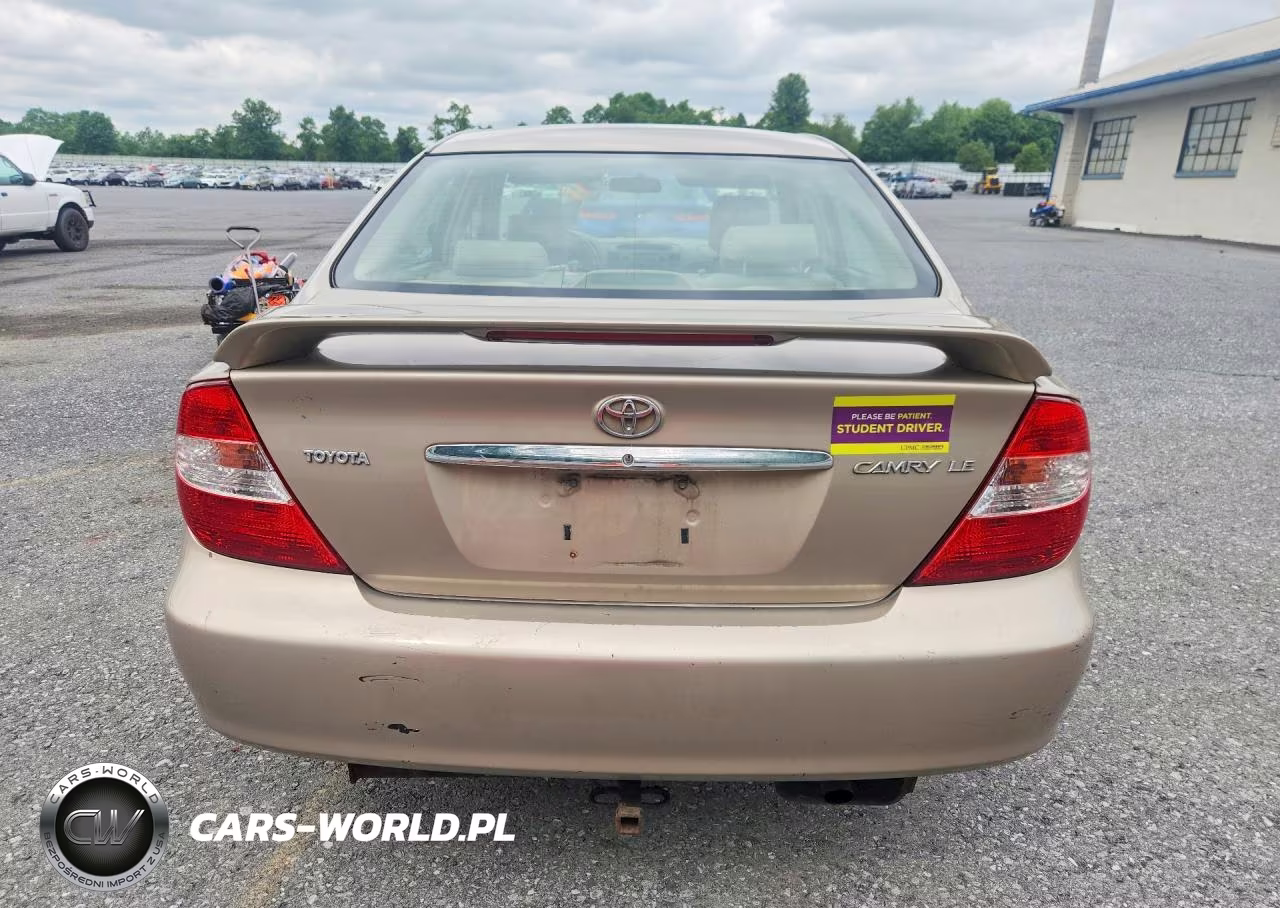 2003 Toyota Camry Le VIN:4T1BE32K83U703039 - 6