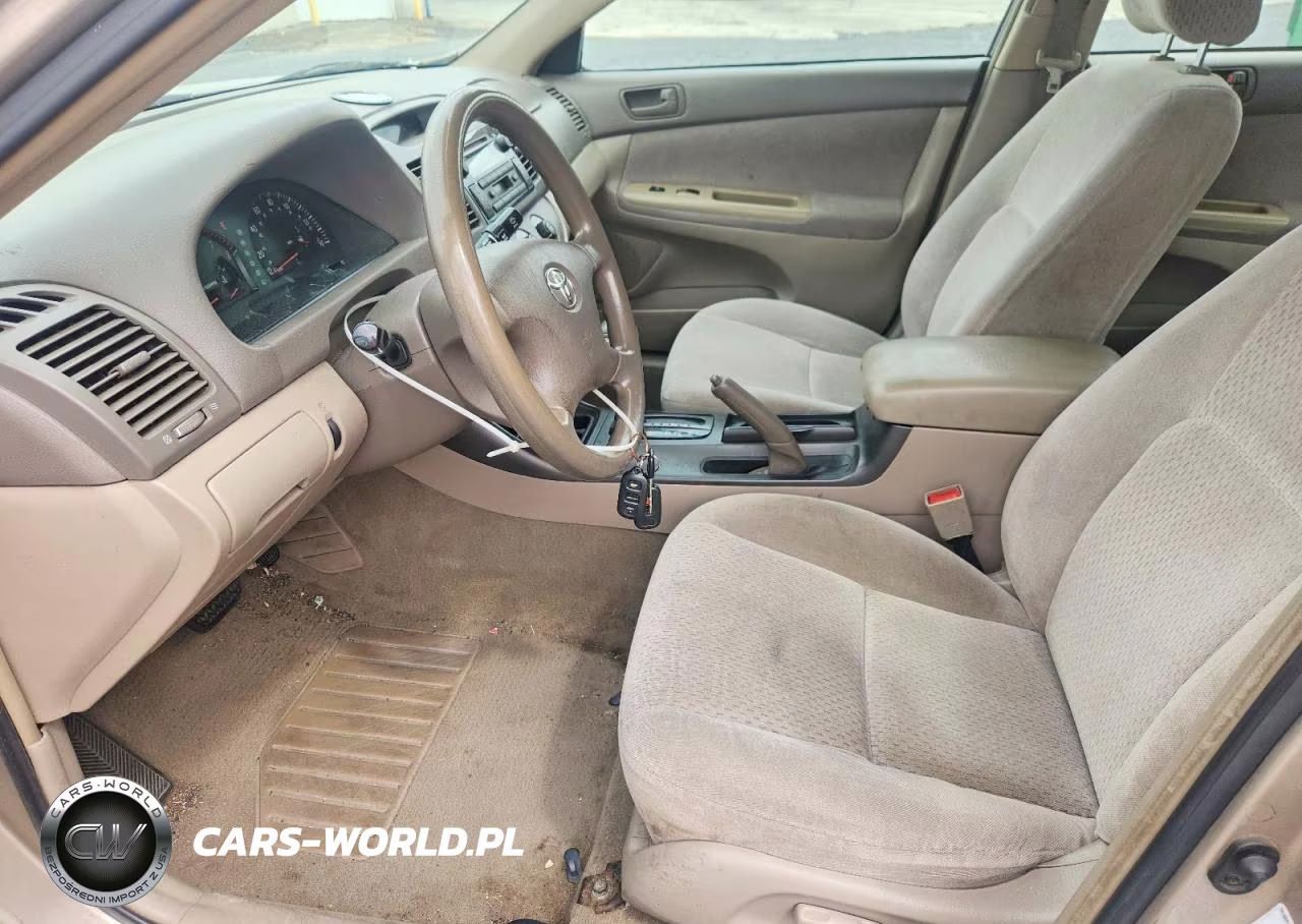 2003 Toyota Camry Le VIN:4T1BE32K83U703039 - 7