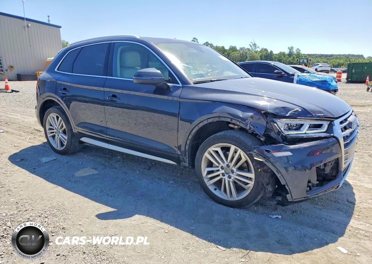 2018 Audi Q5 Premium Plus VIN:WA1BNAFY2J2194186 - 4
