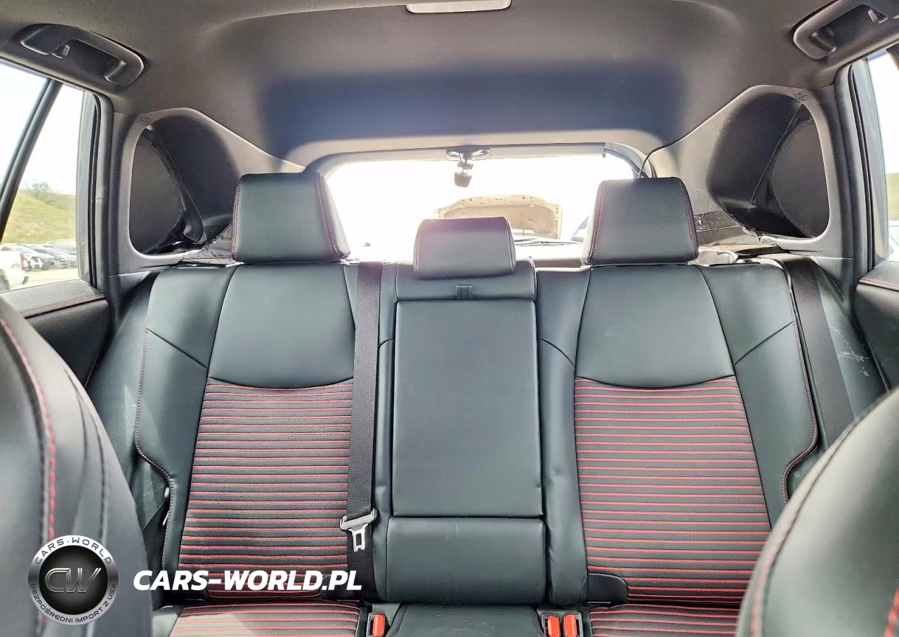 2024 Toyota Rav4 Prime VIN:JTMEB3FV3RD233266 - 10
