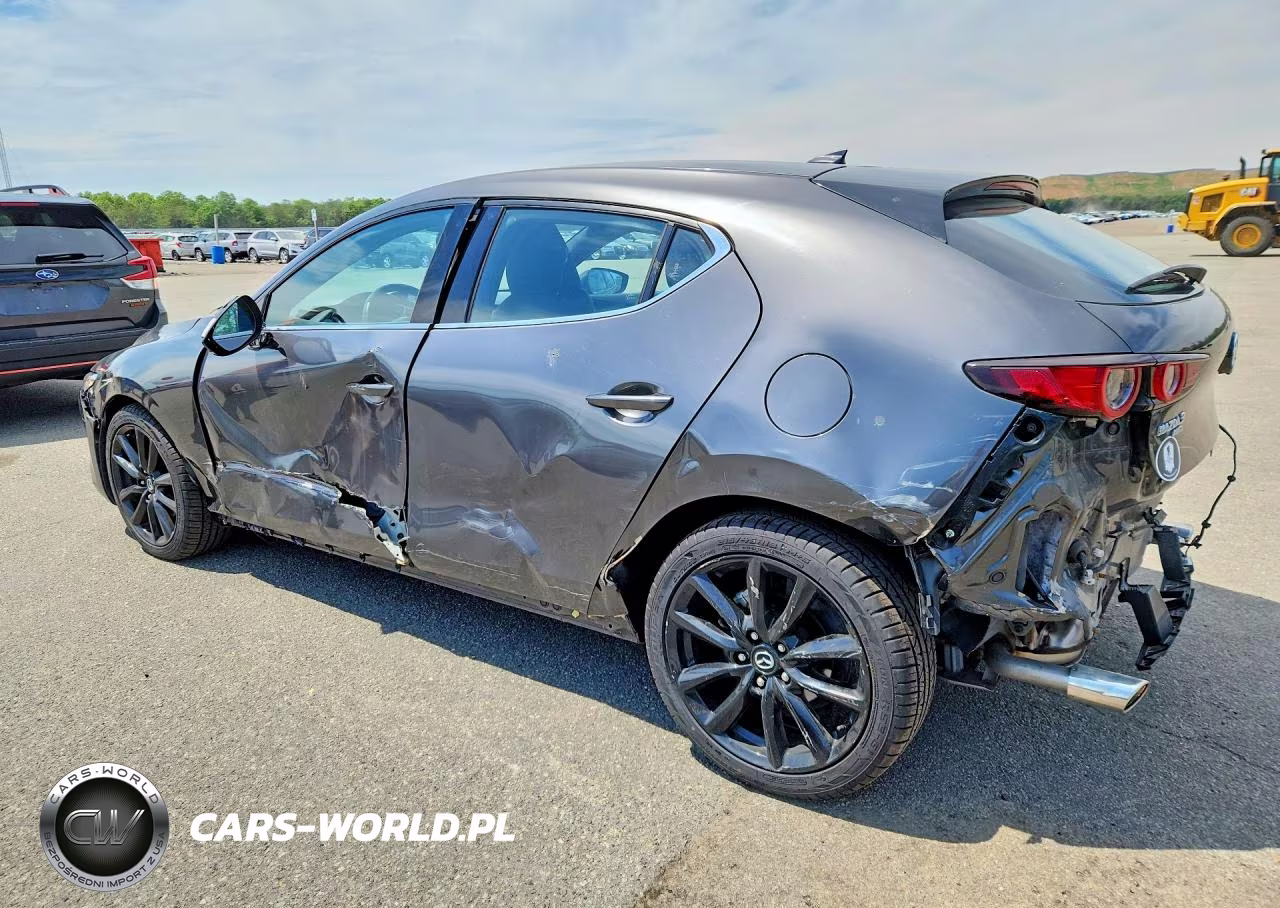 2019 Mazda 3 Premium VIN:JM1BPBNM5K1131854 - 2
