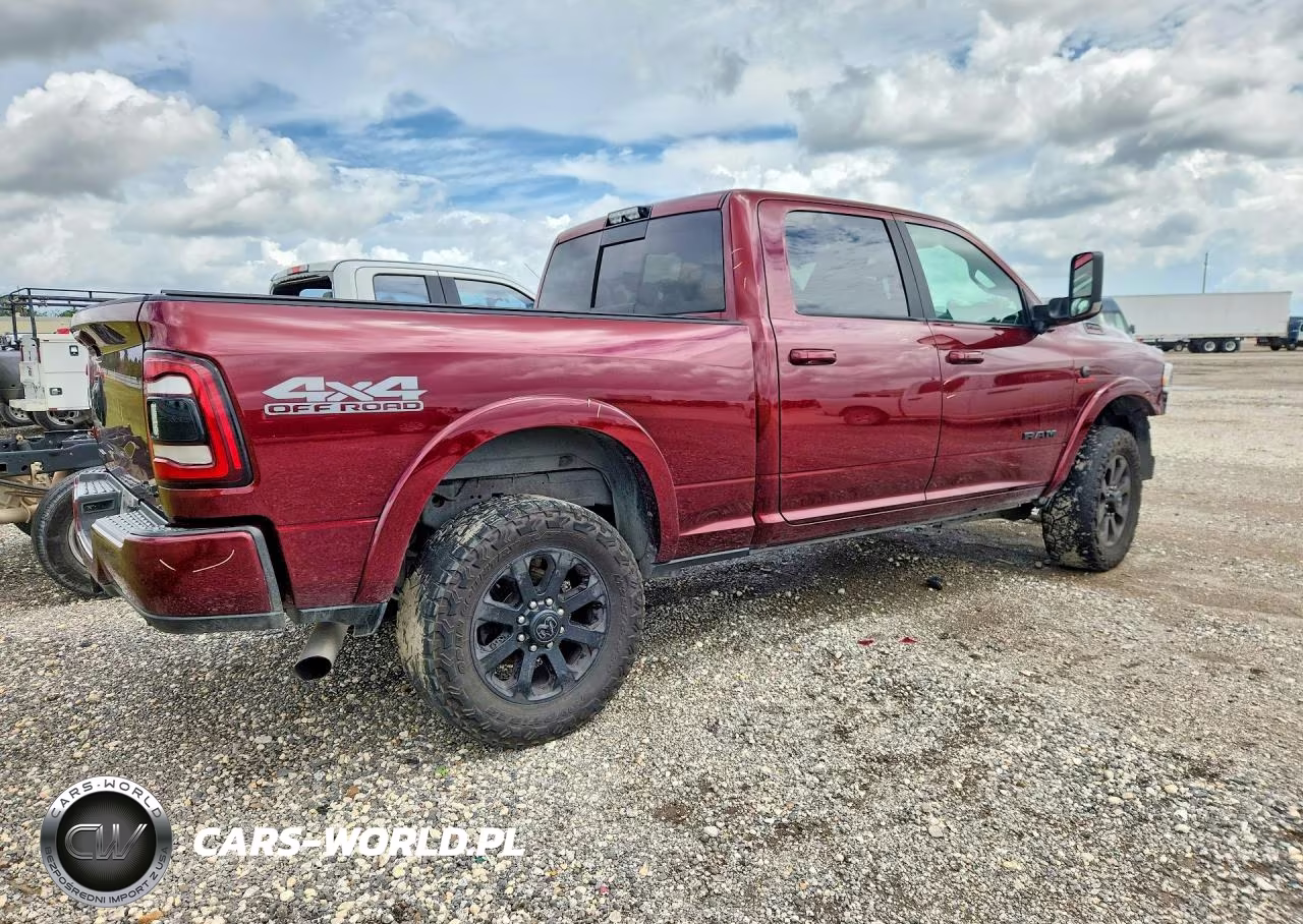 2021 Ram 2500 Laramie VIN:3C6UR5FL0MG658237 - 3