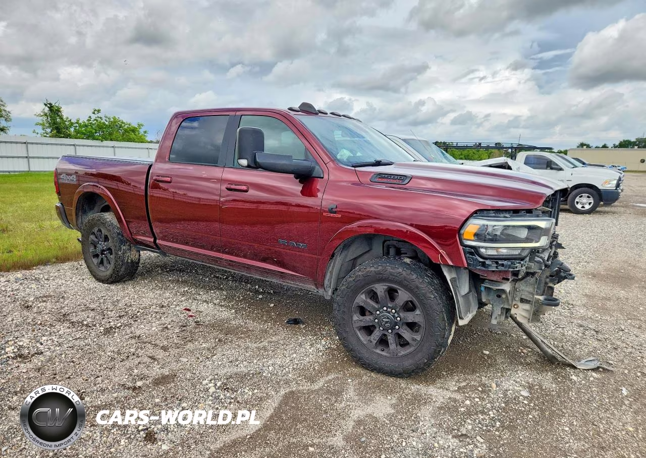 2021 Ram 2500 Laramie VIN:3C6UR5FL0MG658237 - 4