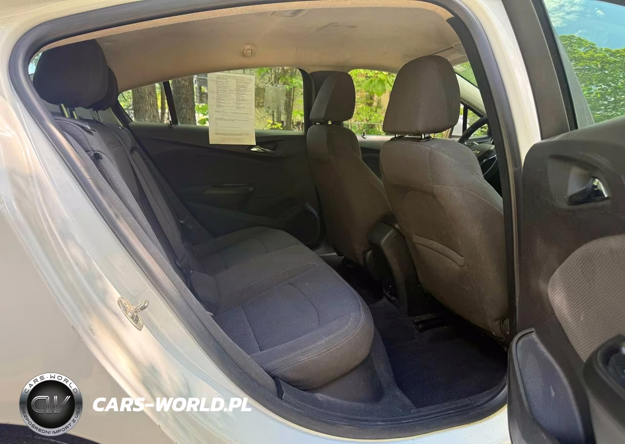 2018 Chevrolet Cruze Lt VIN:1G1BE5SM8J7234167 - 6