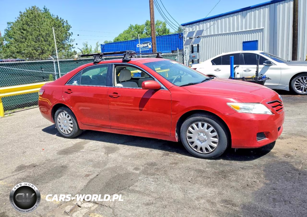 2010 Toyota Camry Le VIN:4T1BF3EK1AU113030 - 4