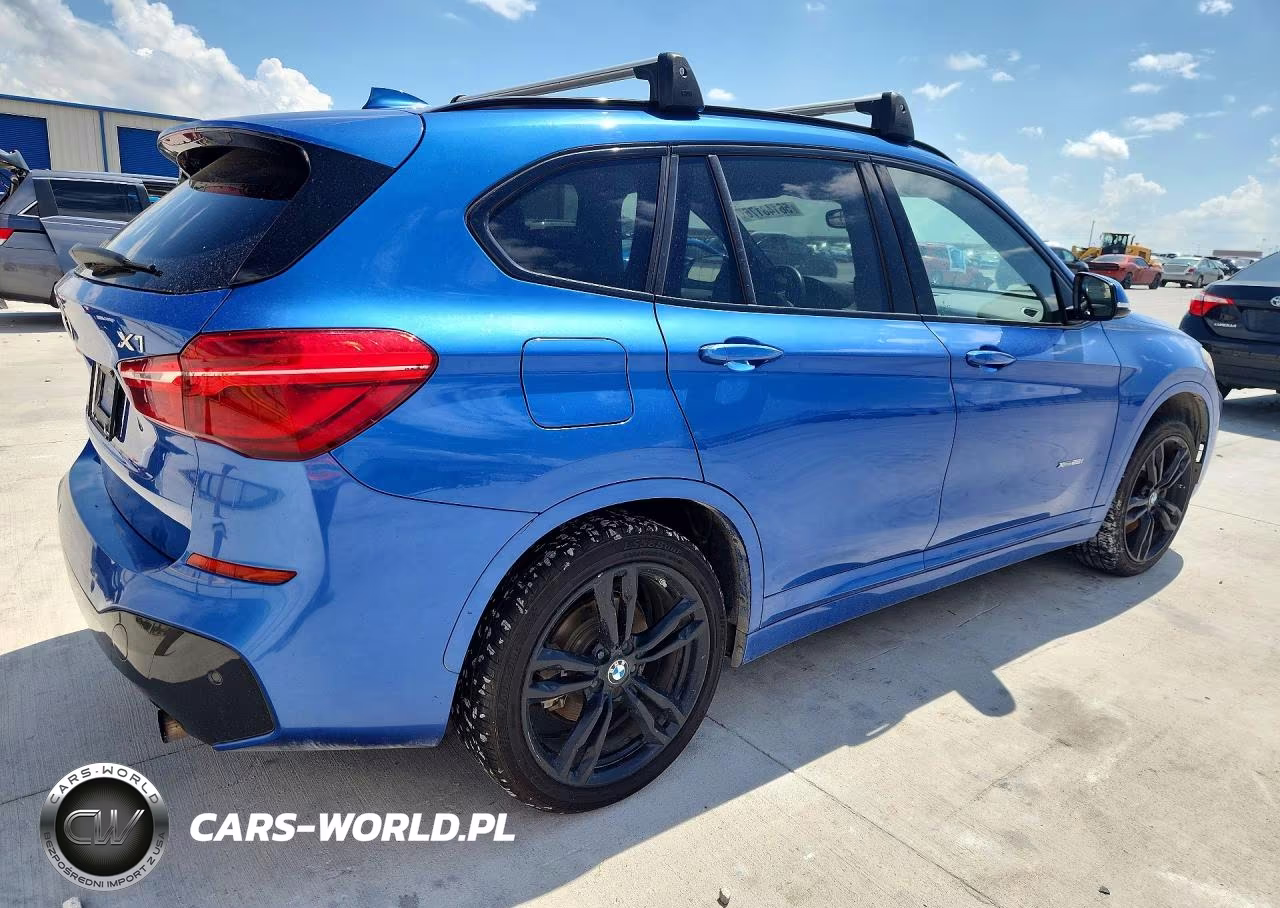 2017 BMW X1 xDrive28I VIN:WBXHT3C37H5F80031 - 3