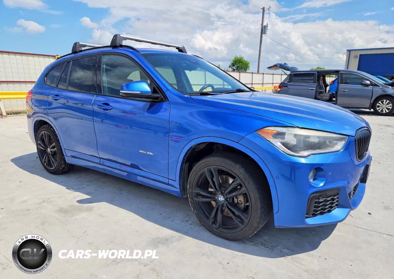 2017 BMW X1 xDrive28I VIN:WBXHT3C37H5F80031 - 4