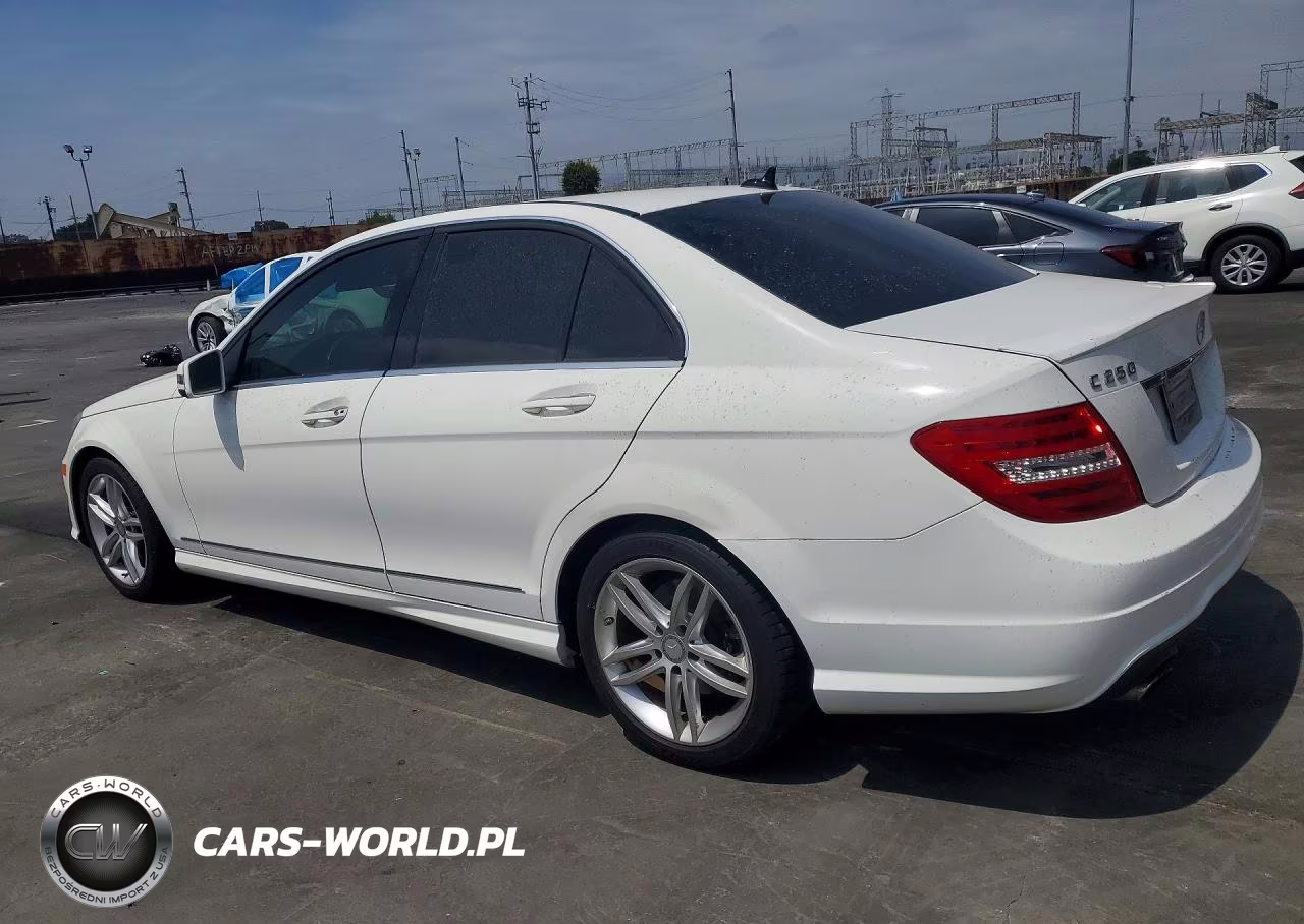 2013 Mercedes-Benz C 250 VIN:WDDGF4HB7DA827901 - 2