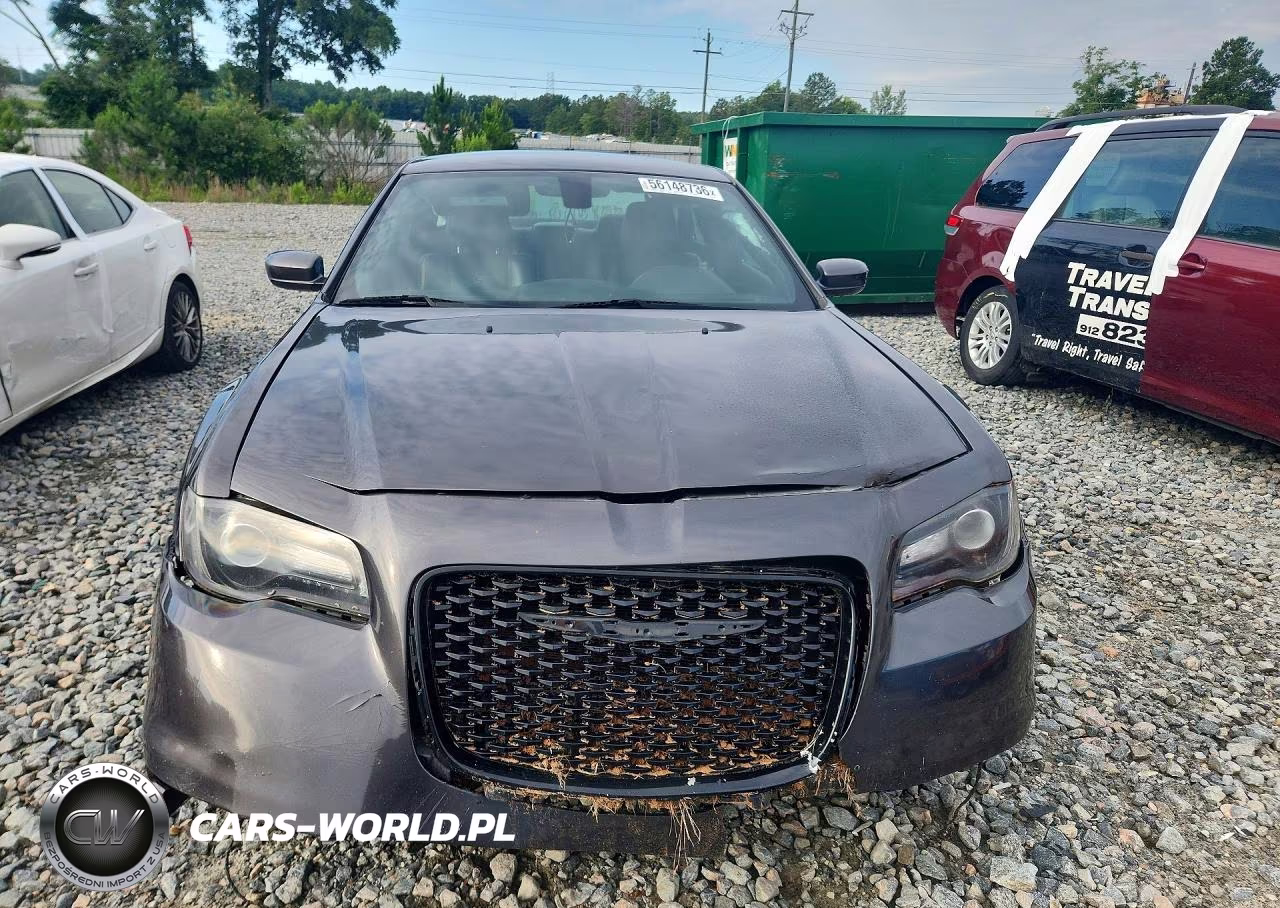 2019 Chrysler 300 S VIN:2C3CCABG0KH639101 - 5