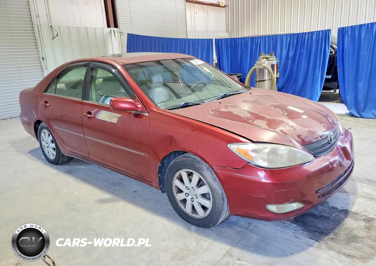 2003 Toyota Camry Xle VIN:4T1BE30K13U186475 - 4