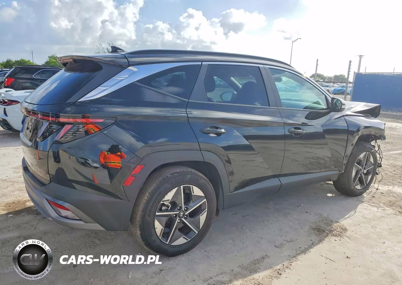 2025 Hyundai Tucson Sel VIN:5NMJC3DE8SH554926 - 3