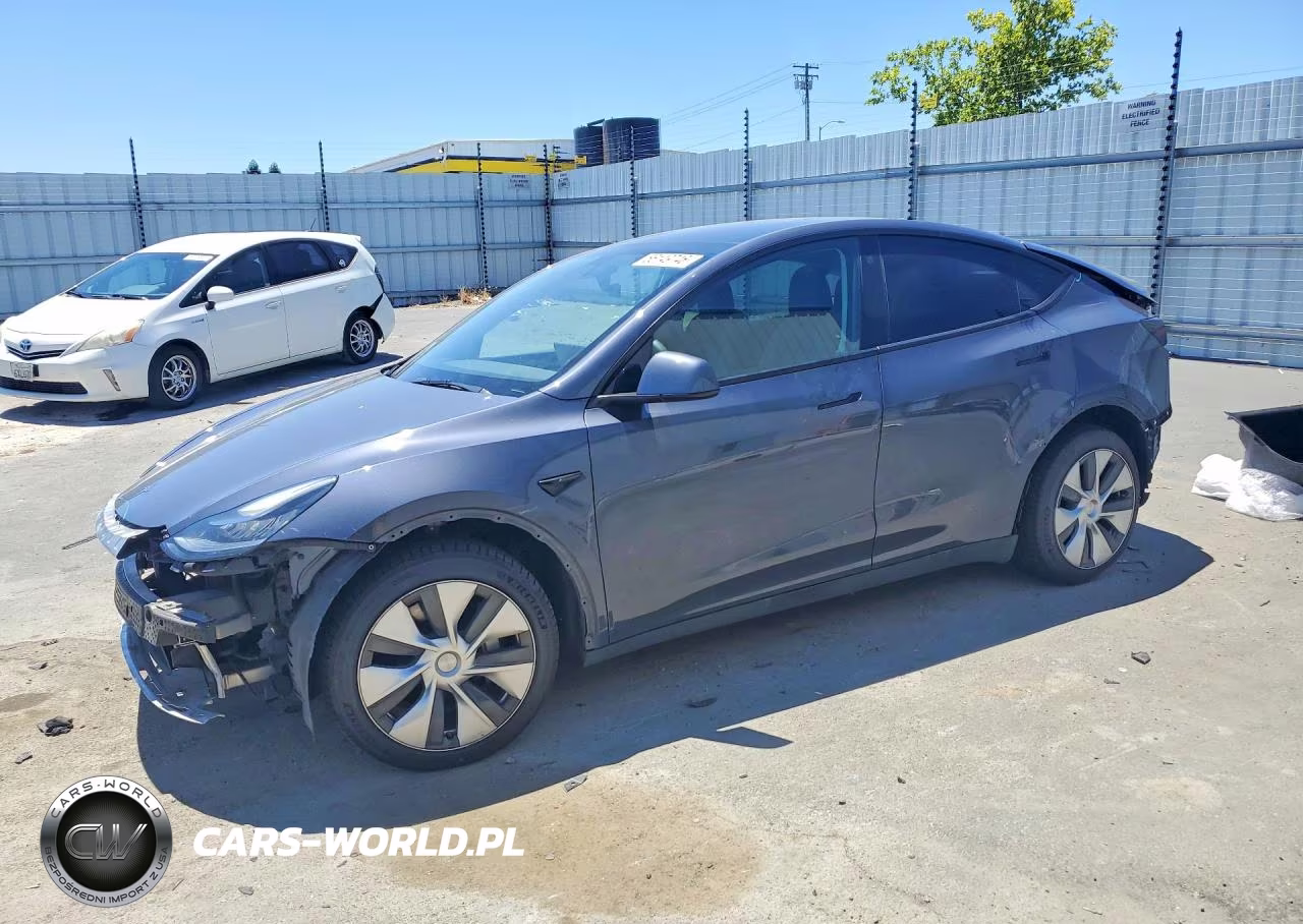 2022 Tesla Model Y – zdjęcie 1 z 12
