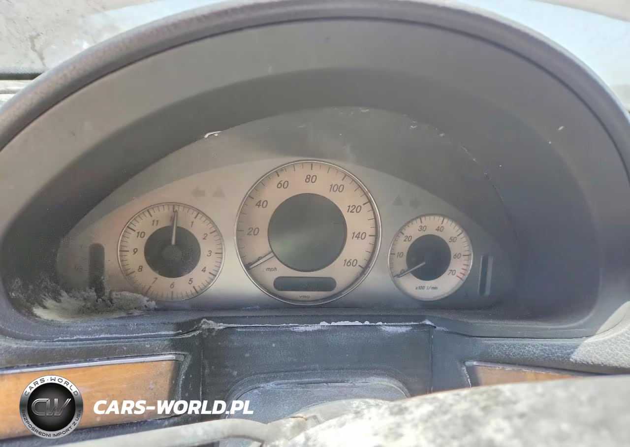 2008 Mercedes-Benz E 550 VIN:WDBUF72X08B204329 - 9