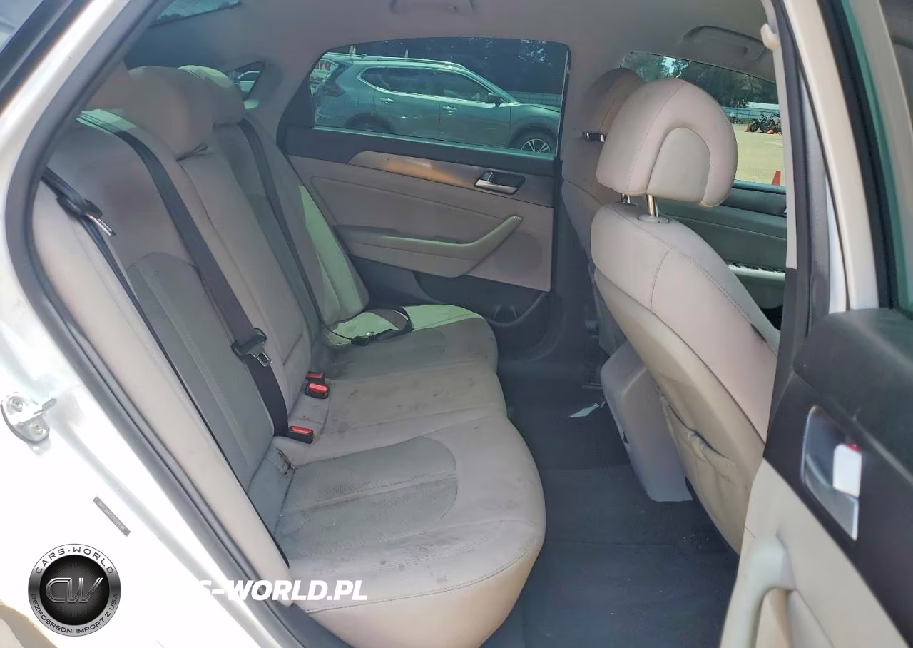 2015 Hyundai Sonata Sport VIN:5NPE34AF7FH218648 - 10