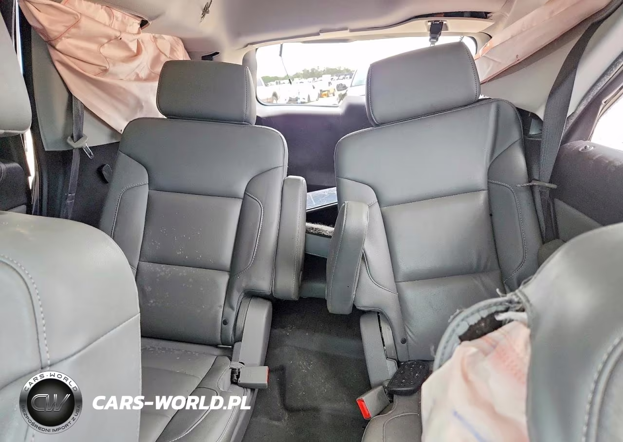 2019 Chevrolet Tahoe C1500 Lt VIN:1GNSCBKCXKR164364 - 10