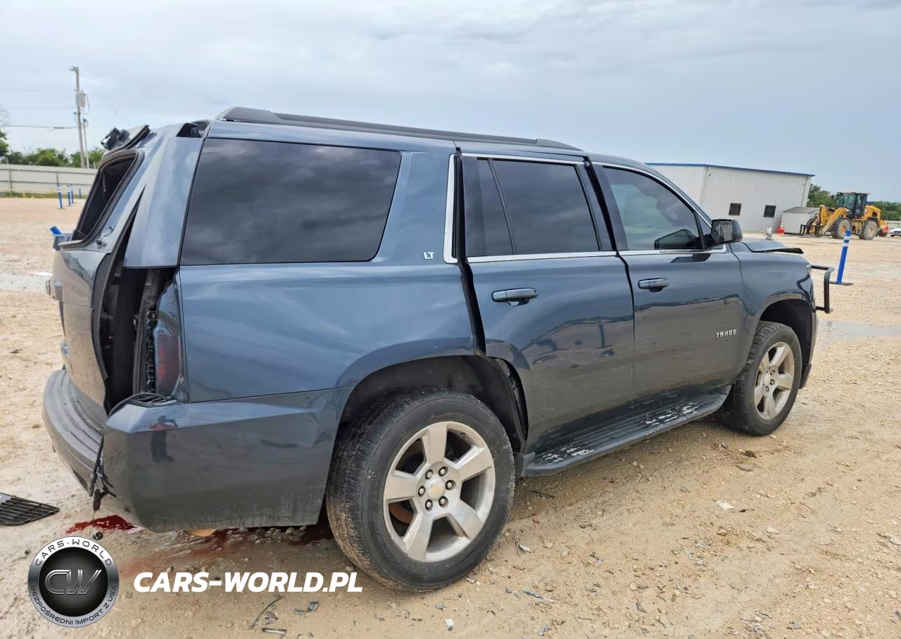 2019 Chevrolet Tahoe C1500 Lt VIN:1GNSCBKCXKR164364 - 3