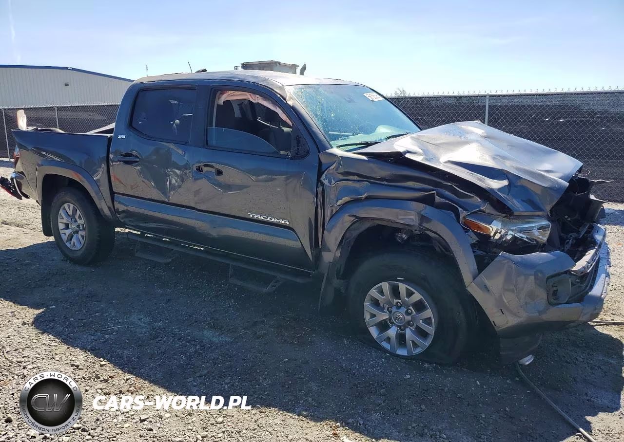 2018 Toyota Tacoma Sr5 V6 VIN:3TMAZ5CN5JM075757 - 4