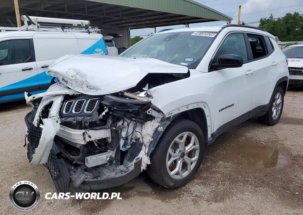 2025 Jeep Compass Latitude – zdjęcie 1 z 14
