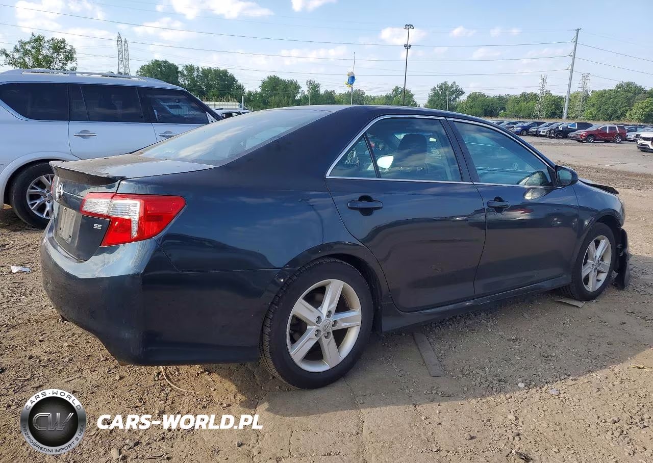 2014 Toyota Camry VIN:4T1BF1FK7EU451010 - 3