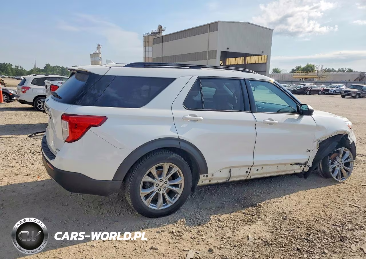 2020 Ford Explorer Xlt VIN:1FMSK8DH0LGD16524 - 3