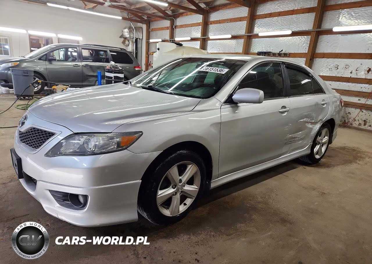 2011 Toyota Camry Se – zdjęcie 1 z 12