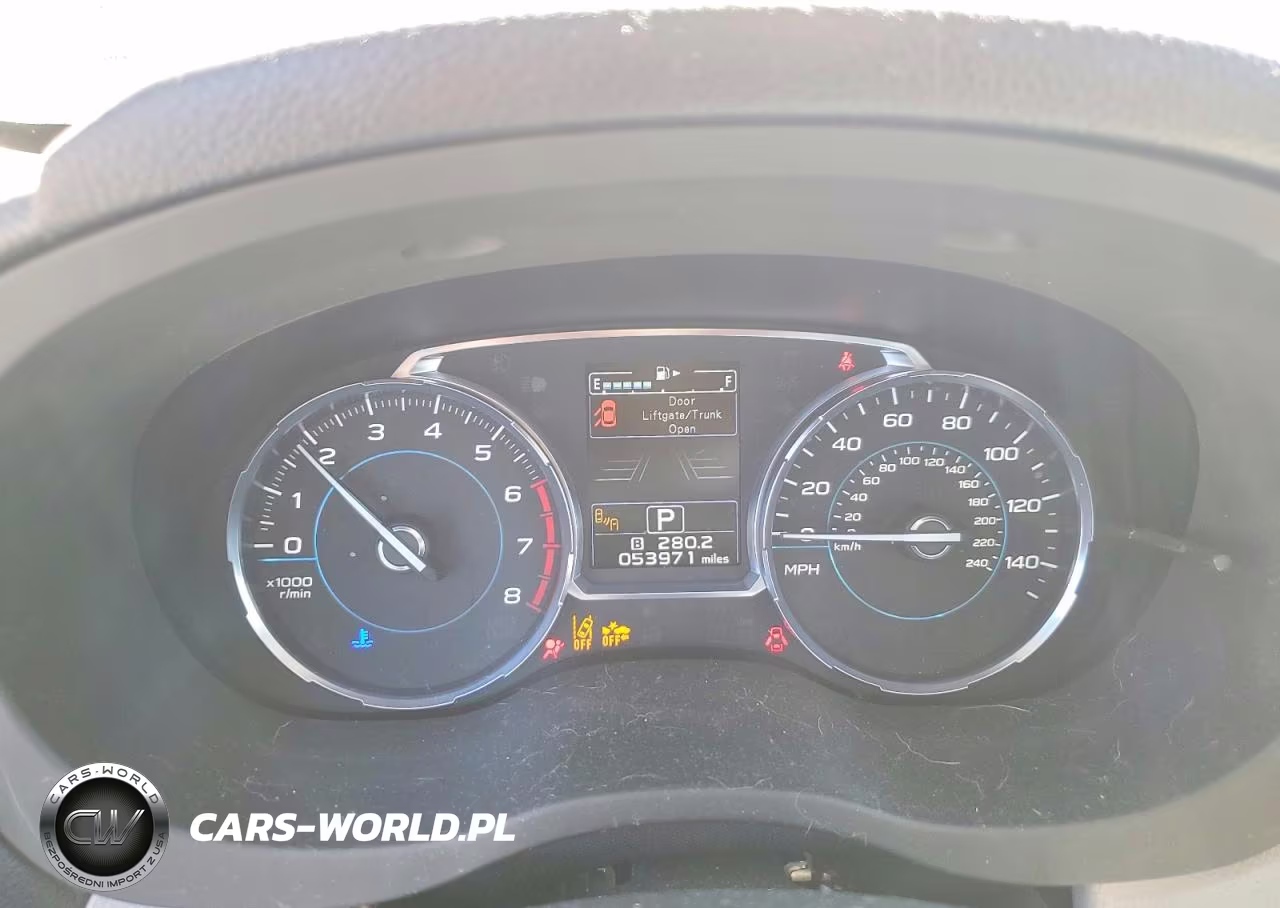 2018 Subaru Forester 2.5I Premium VIN:JF2SJAGC0JH575554 - 9