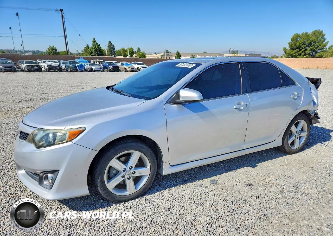 2012 Toyota Camry Se – zdjęcie 1 z 12