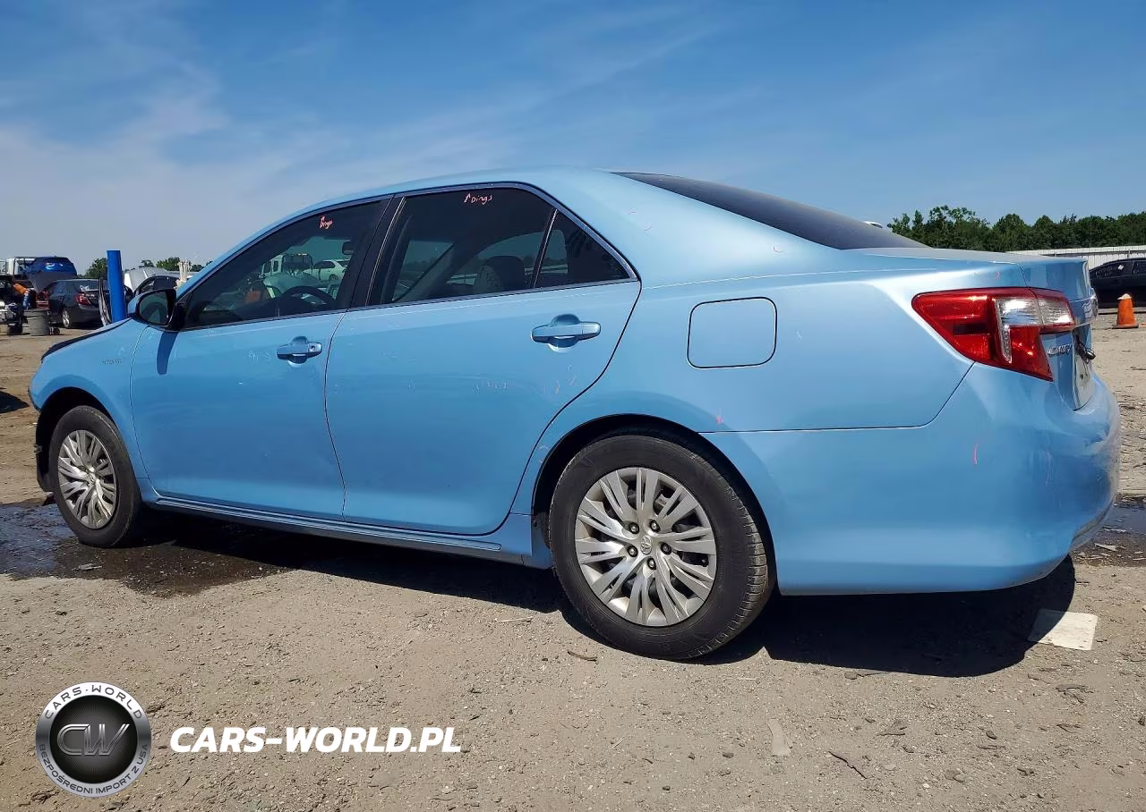 2013 Toyota Camry Hybrid Le VIN:4T1BD1FK7DU065692 - 2