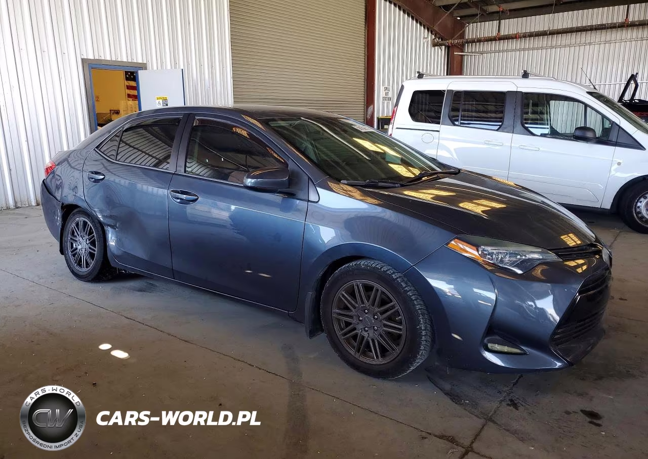 2017 Toyota Corolla Le Eco VIN:5YFBPRHE1HP699357 - 4