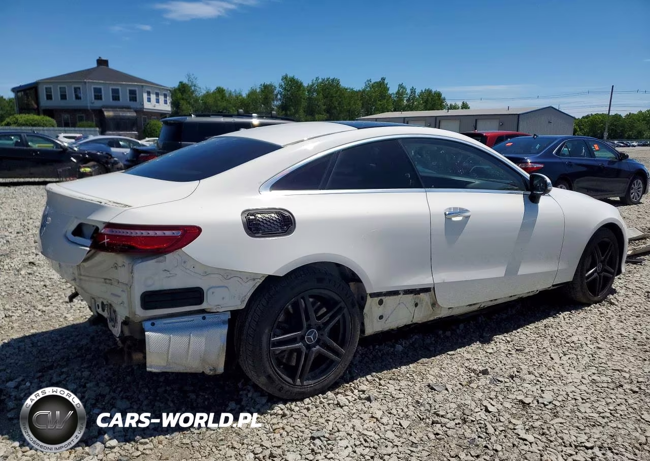2018 Mercedes-Benz E 400 4Matic VIN:WDD1J6GB1JF016479 - 3