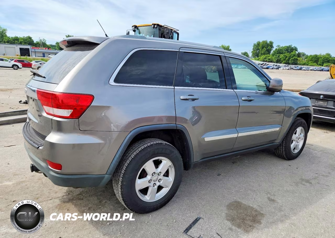 2012 Jeep Grand Cherokee VIN:1C4RJFAGXCC250609 - 3