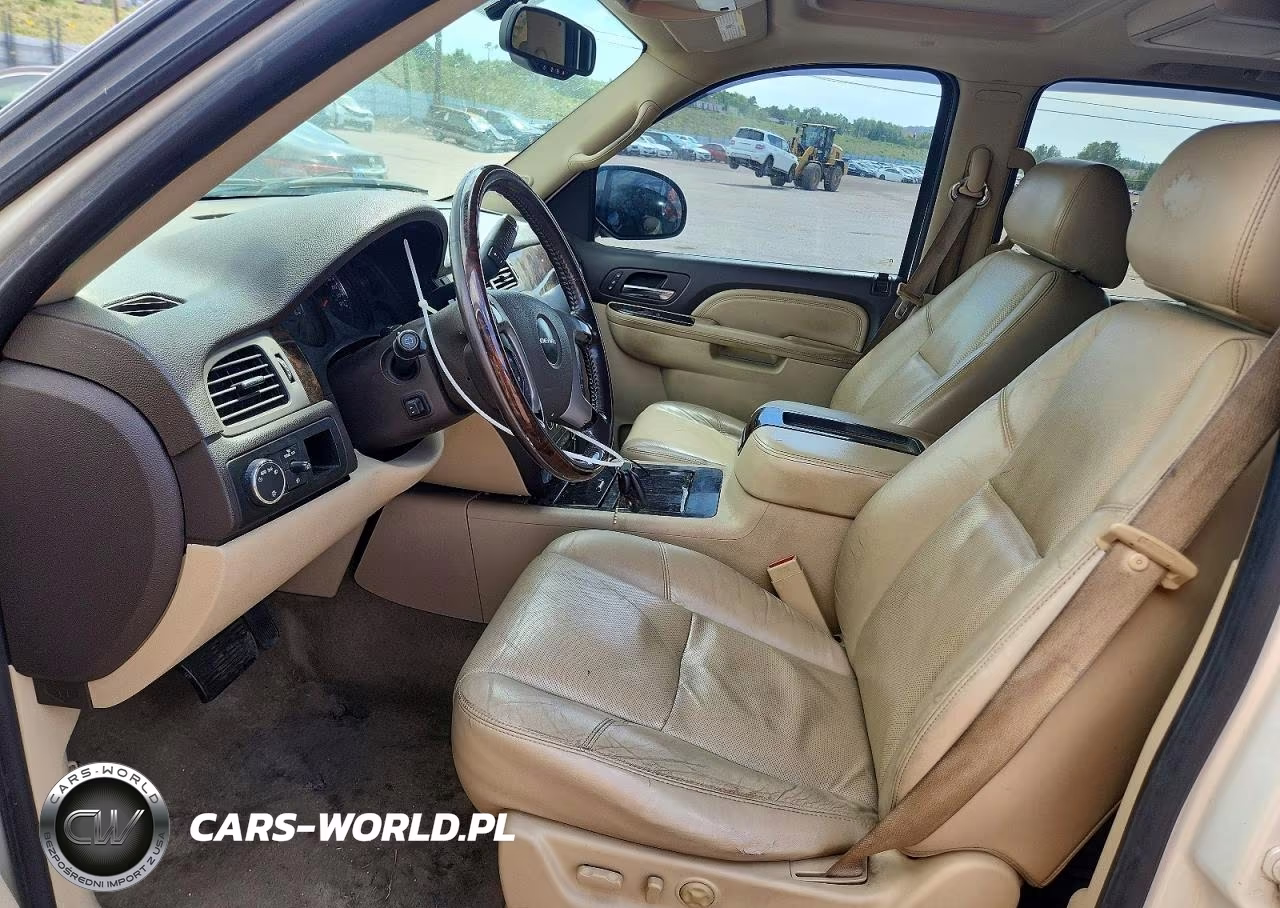 2010 GMC Yukon Denali VIN:1GKUKEEF4AR165430 - 7