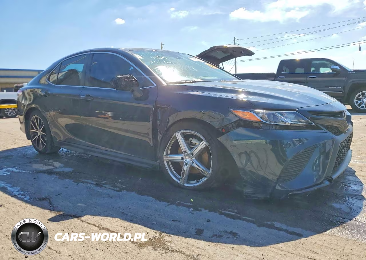 2020 Toyota Camry Se VIN:4T1G11AK9LU953929 - 4