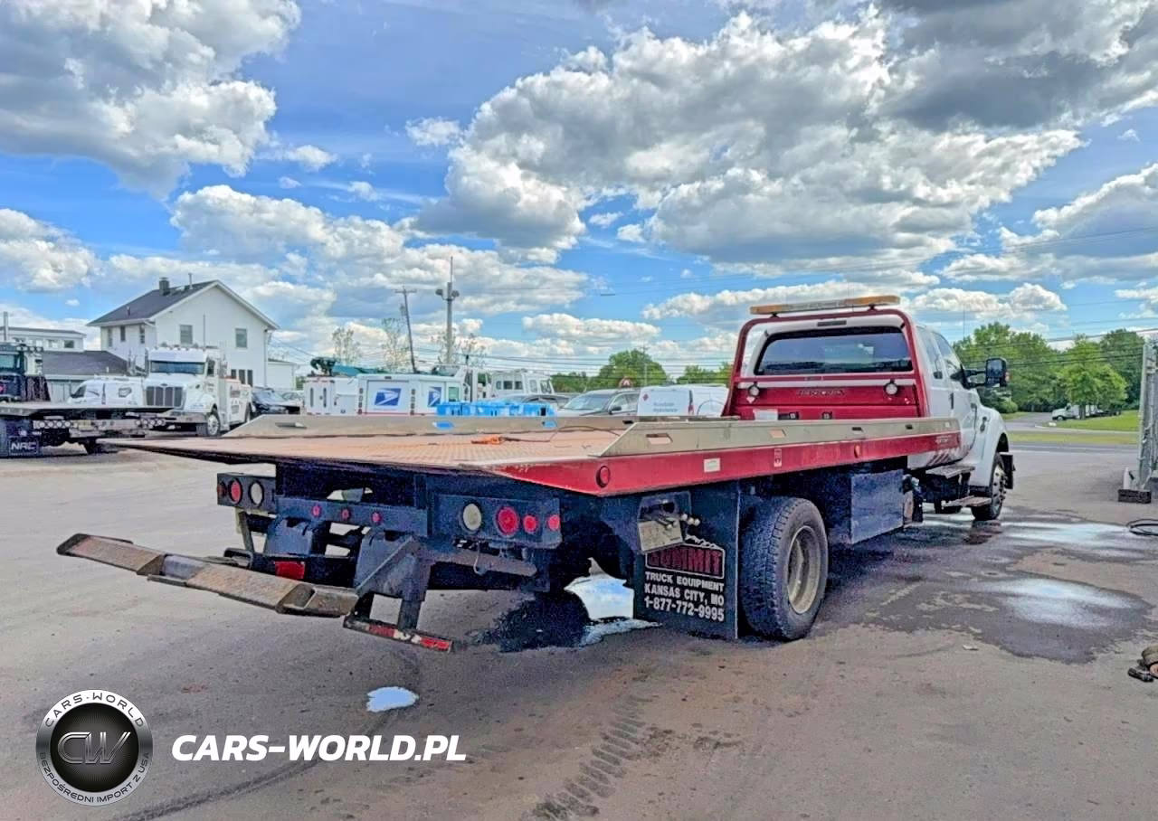 2011 Ford F-650 Super Duty VIN:3FRWX6FC4BV422571 - 4