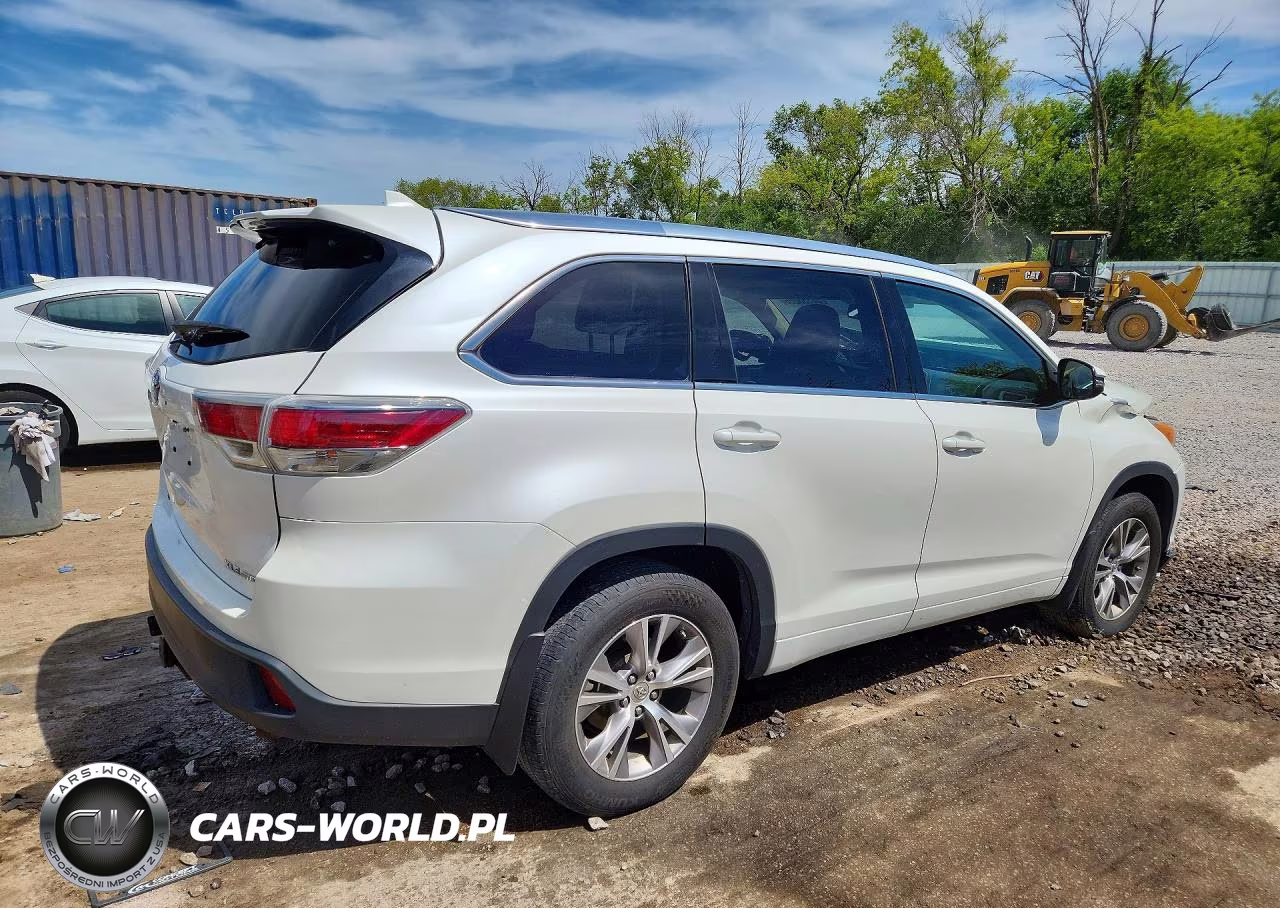 2014 Toyota Highlander Xle VIN:5TDJKRFH6ES060823 - 3