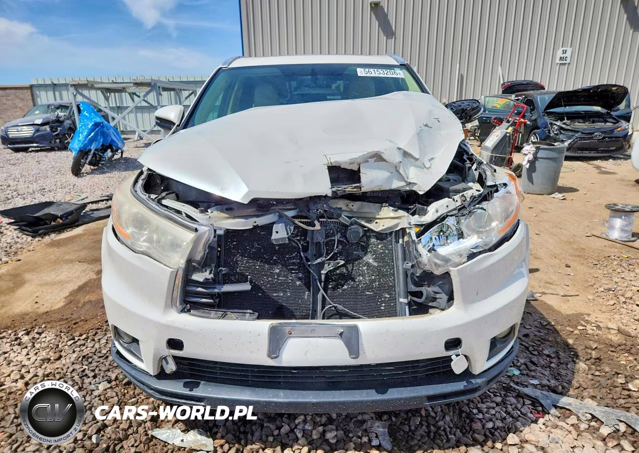 2014 Toyota Highlander Xle VIN:5TDJKRFH6ES060823 - 5