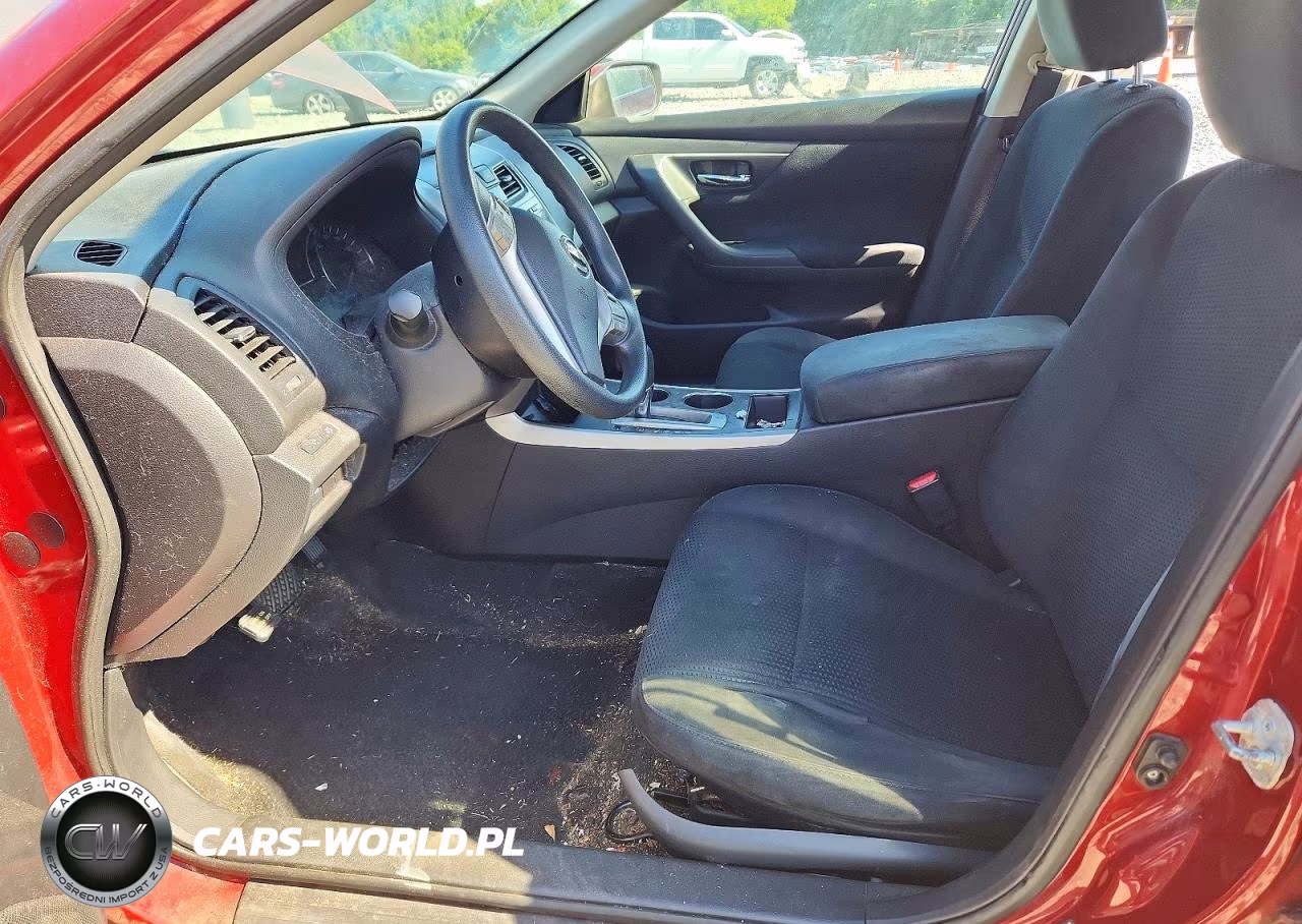 2015 Nissan Altima 2.5 S VIN:1N4AL3AP4FN318441 - 7