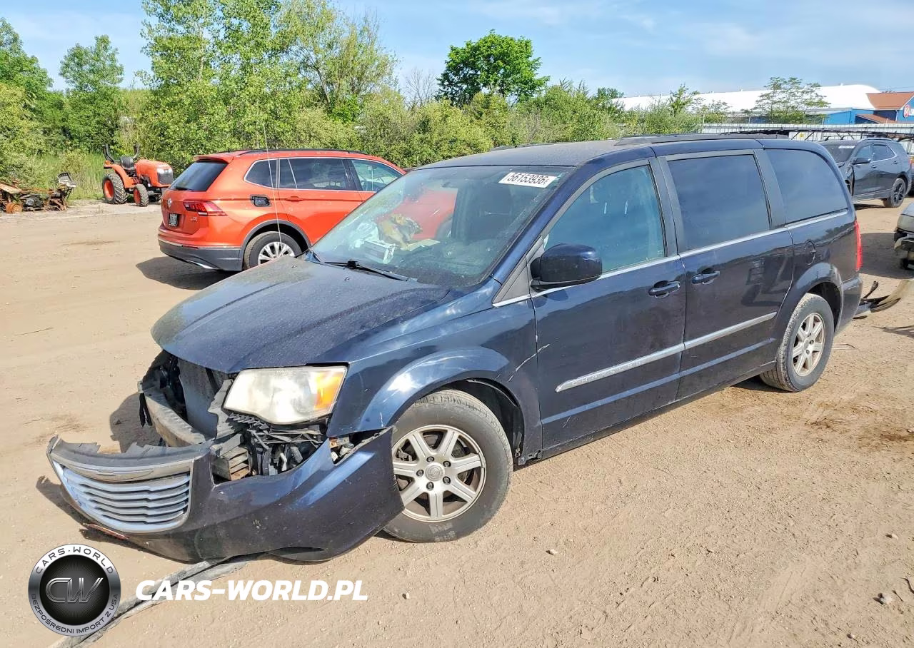 2011 Chrysler Town & Country Touring