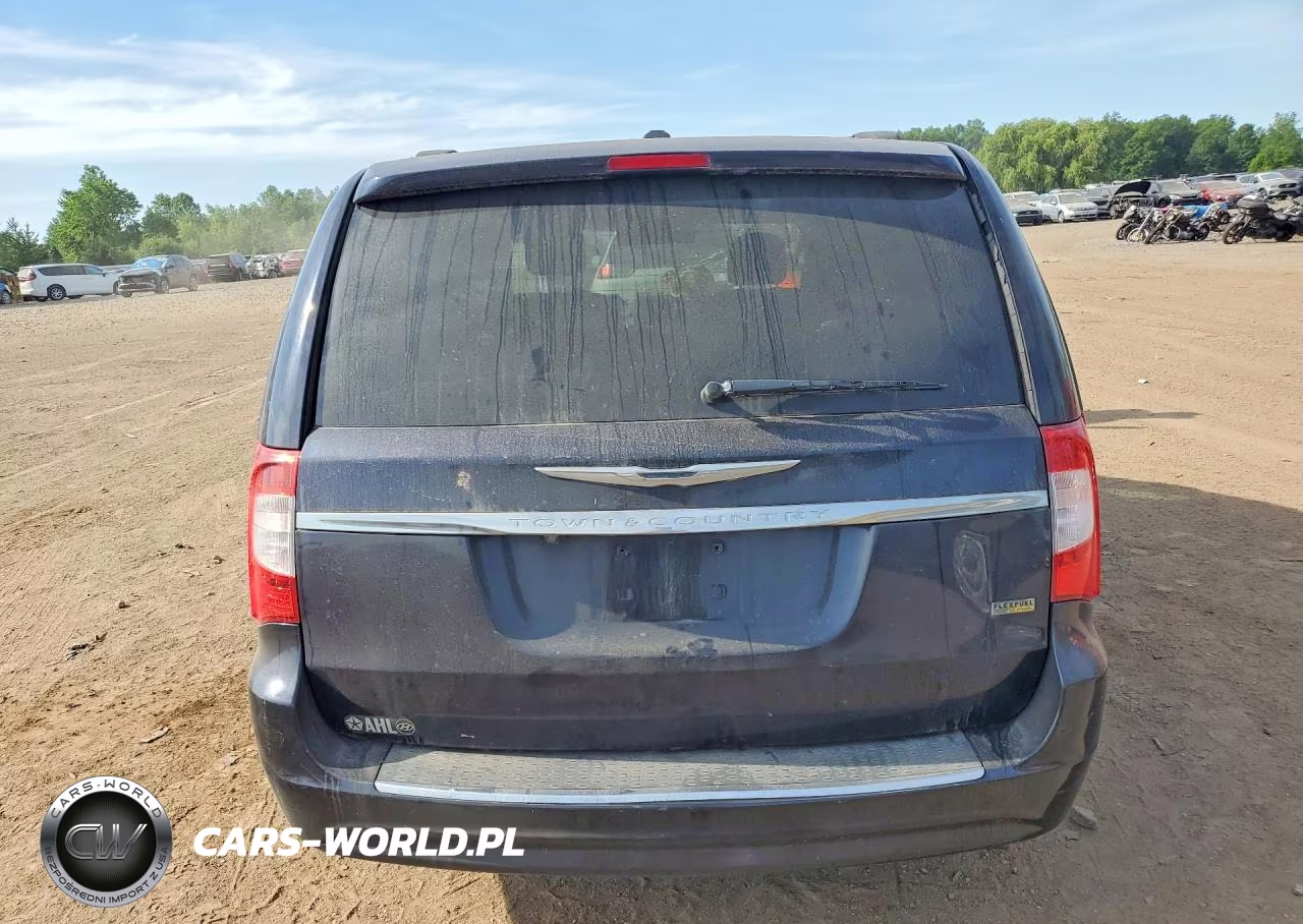 2011 Chrysler Town & Country Touring VIN:2A4RR5DGXBR647235 - 6