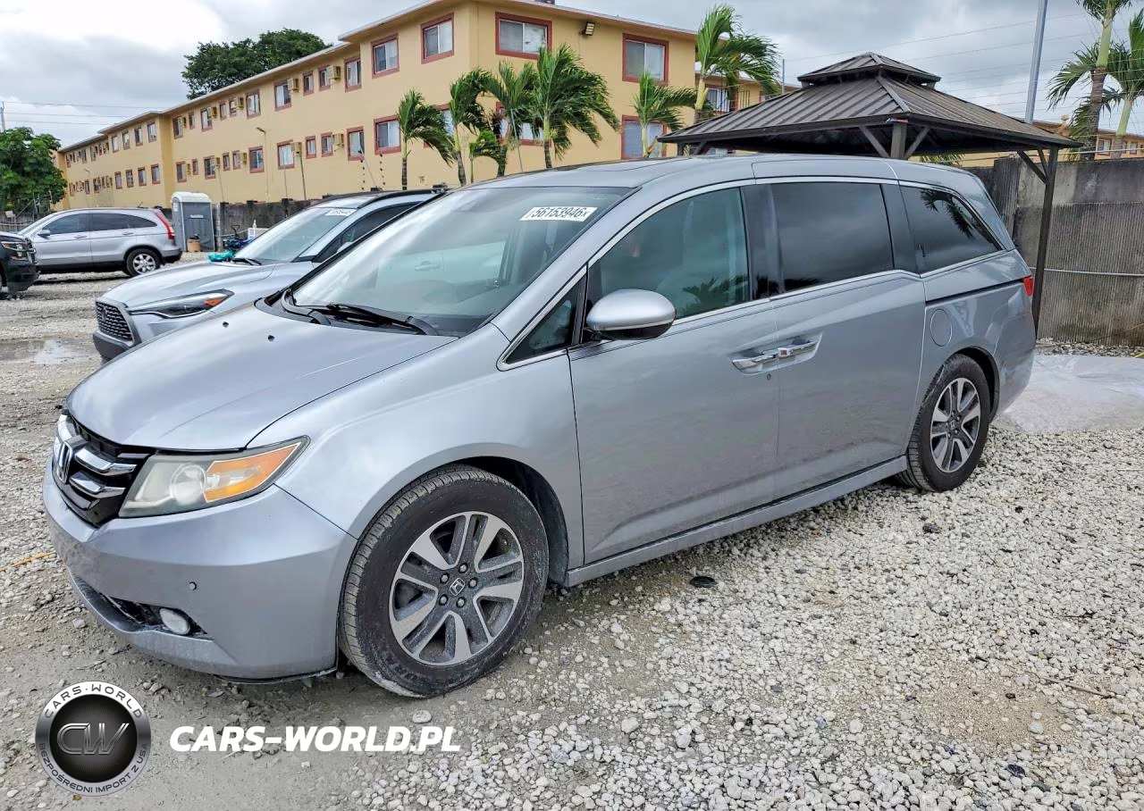 2016 Honda Odyssey Touring – zdjęcie 1 z 13