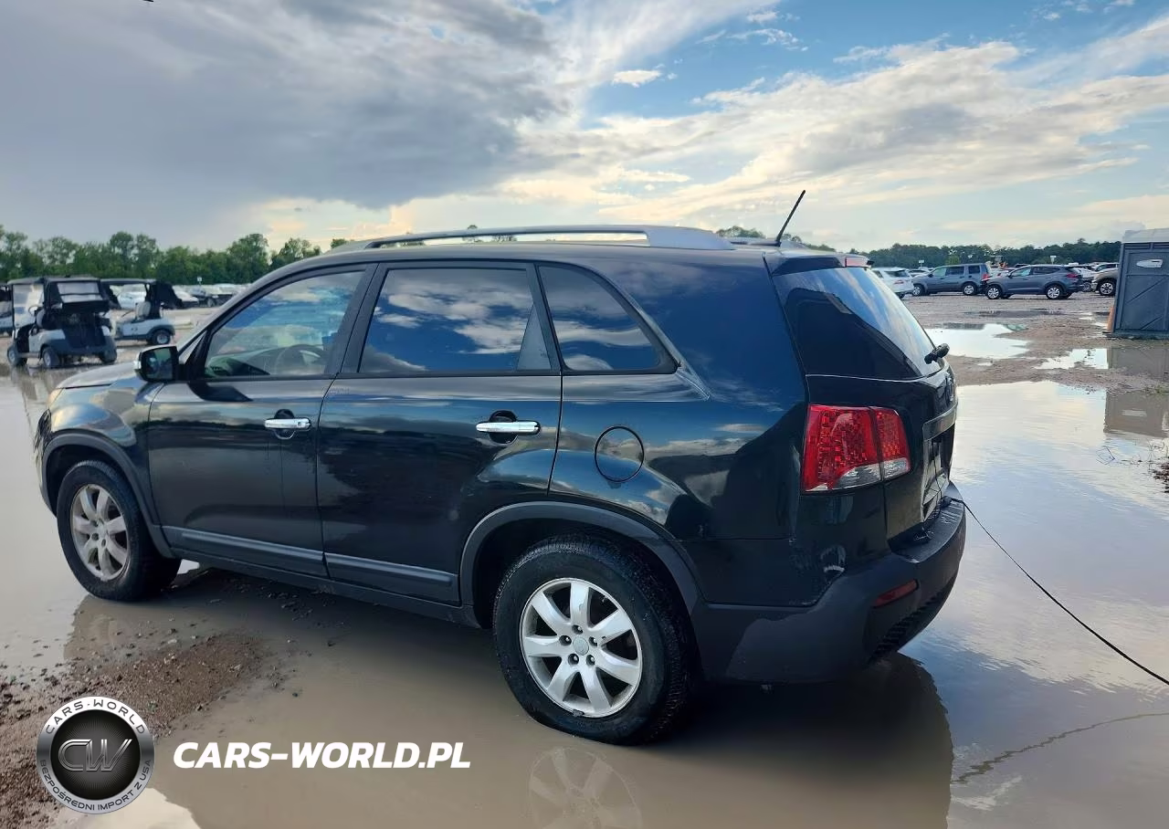 2013 Kia Sorento Lx VIN:5XYKT4A28DG311487 - 2