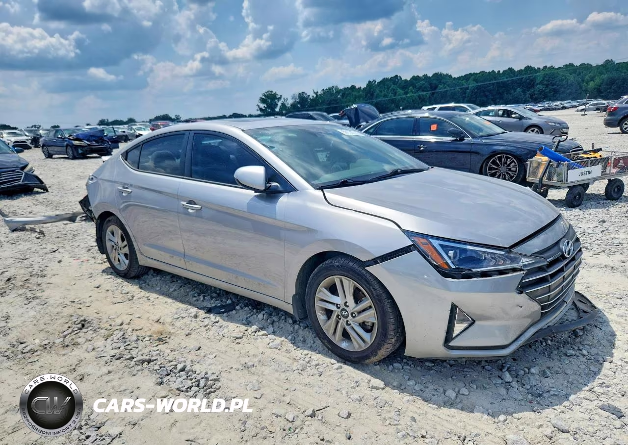2020 Hyundai Elantra Value Edition VIN:5NPD84LF7LH553737 - 4