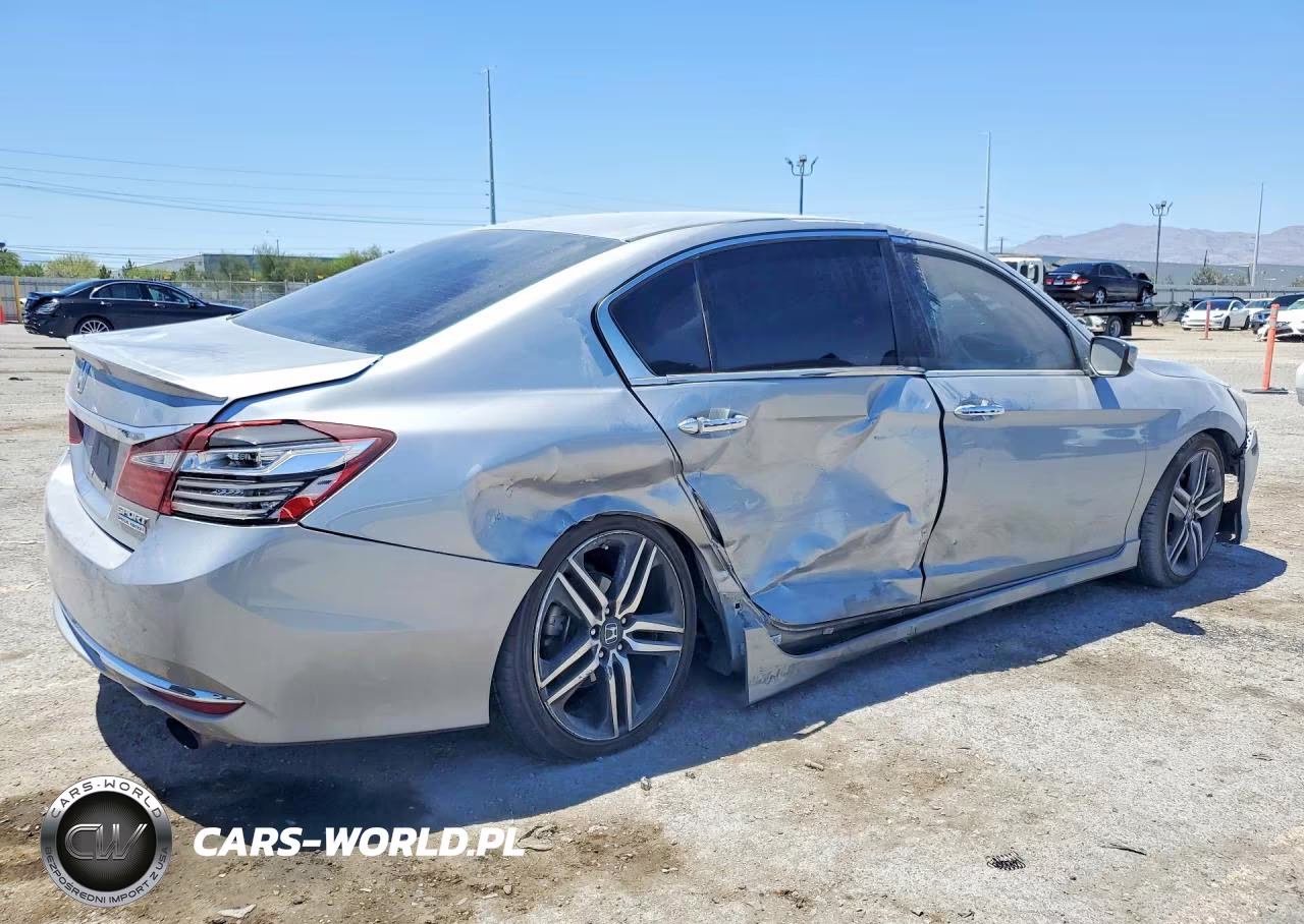 2017 Honda Accord Sport Special Edition VIN:1HGCR2F17HA011664 - 3