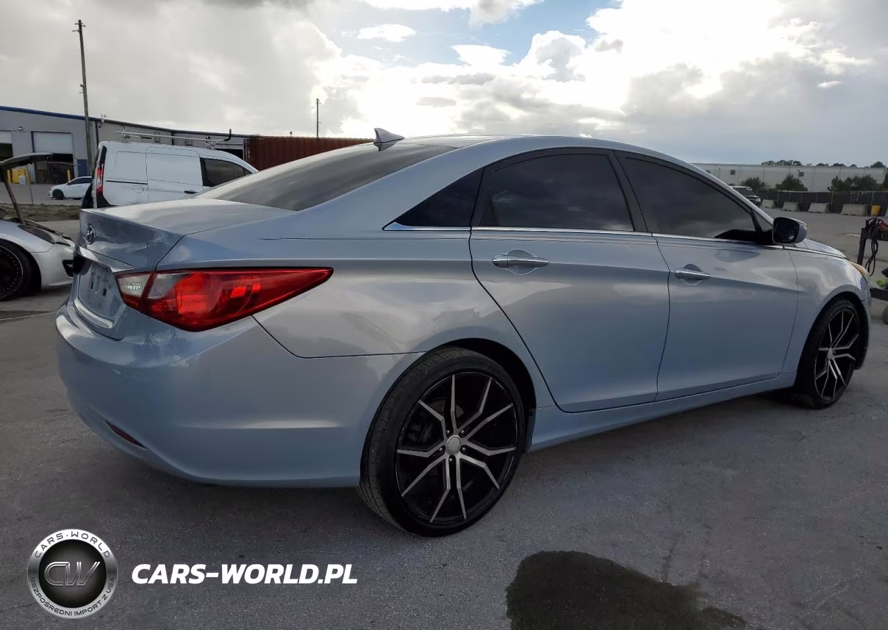 2013 Hyundai Sonata Gls VIN:5NPEB4AC9DH784476 - 3