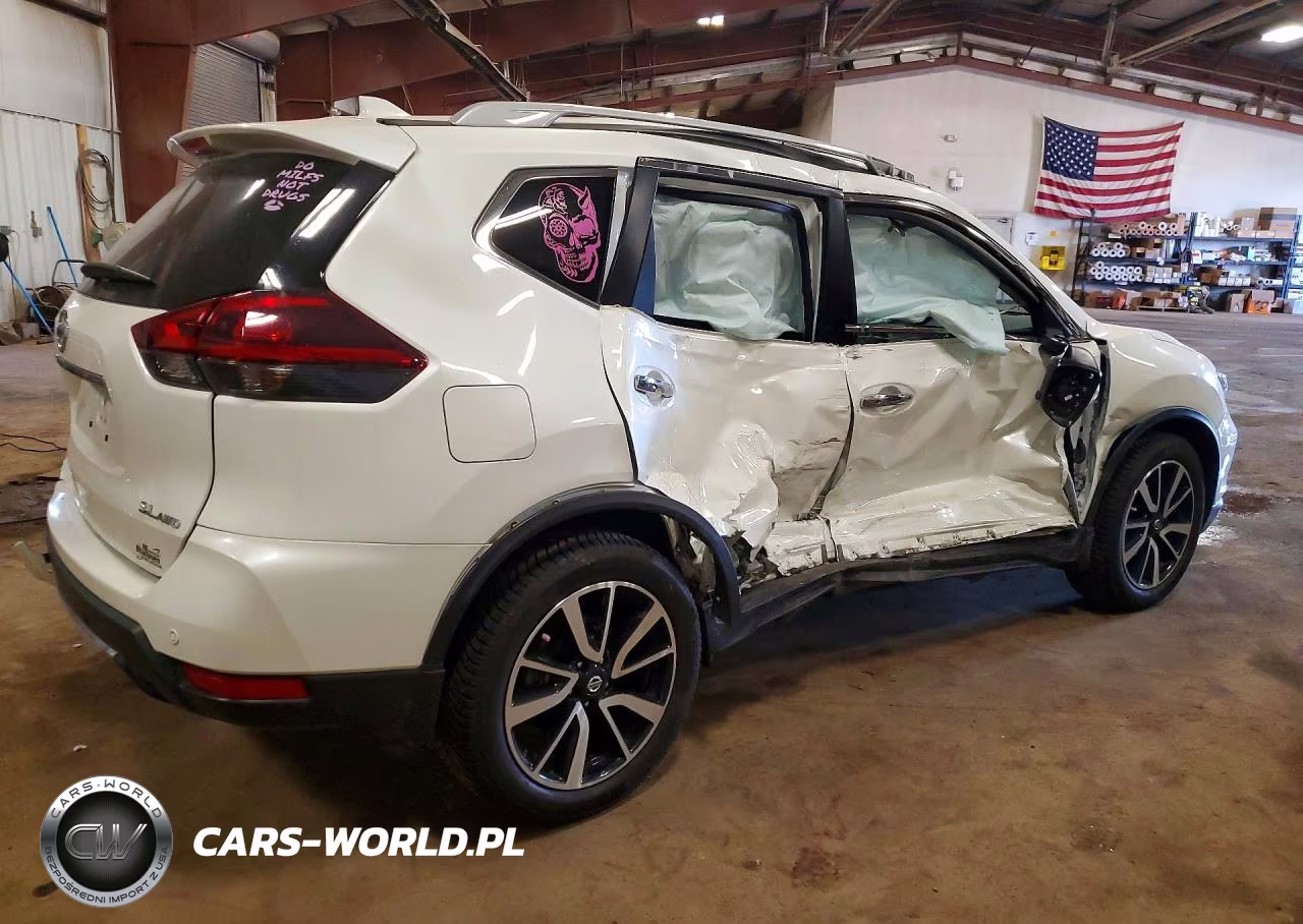 2020 Nissan Rogue S VIN:5N1AT2MV1LC767044 - 3