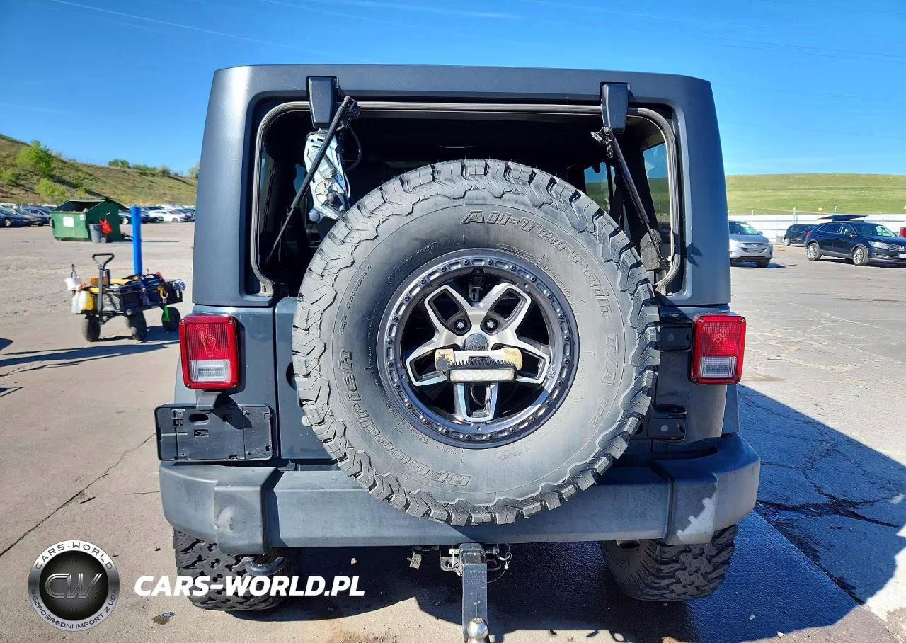 2017 Jeep Wrangler Unlimited Rubicon VIN:1C4BJWFG0HL545042 - 6