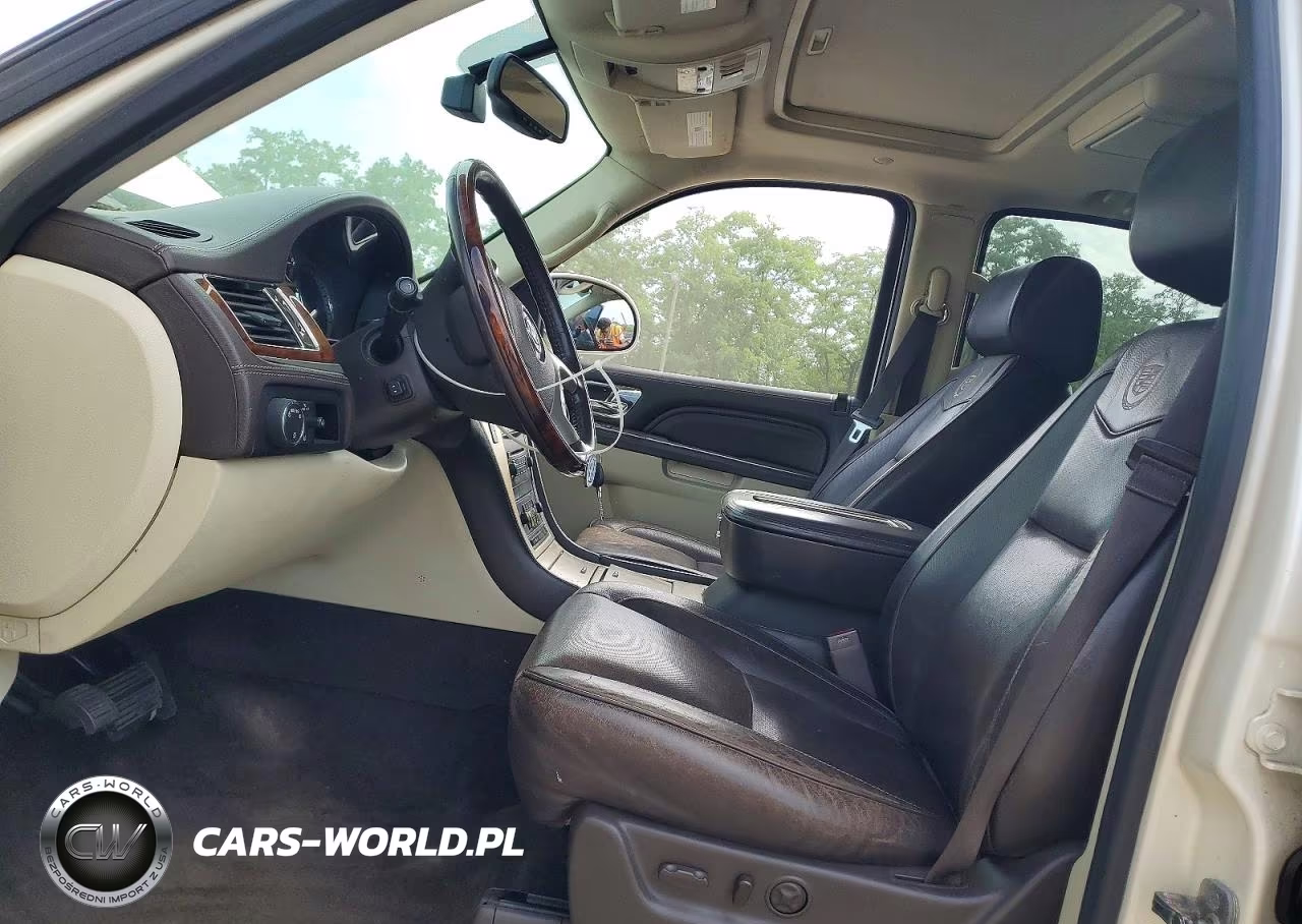 2013 Cadillac Escalade Platinum VIN:1GYS4DEF9DR320530 - 7